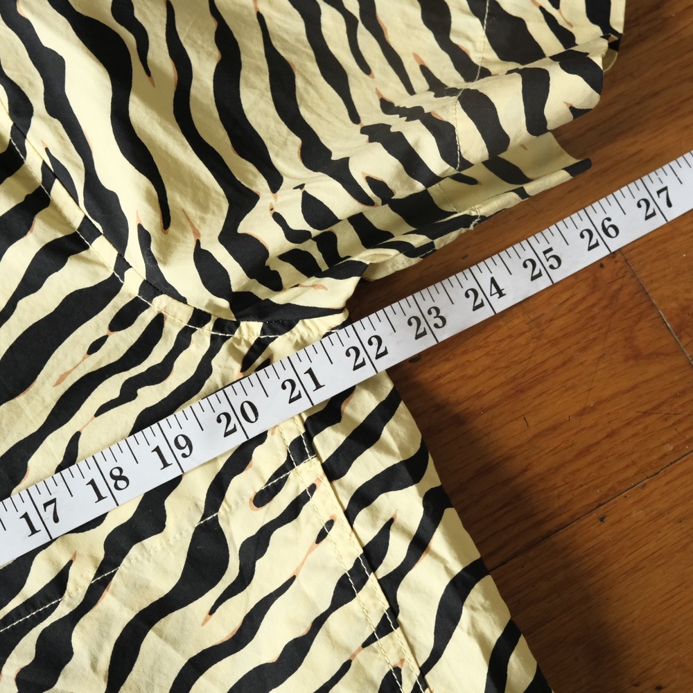 Everlane Poplin Short-Sleeve Shirt Pale Yellow Tiger Stripe Small Animal Print S - Picture 4 of 8